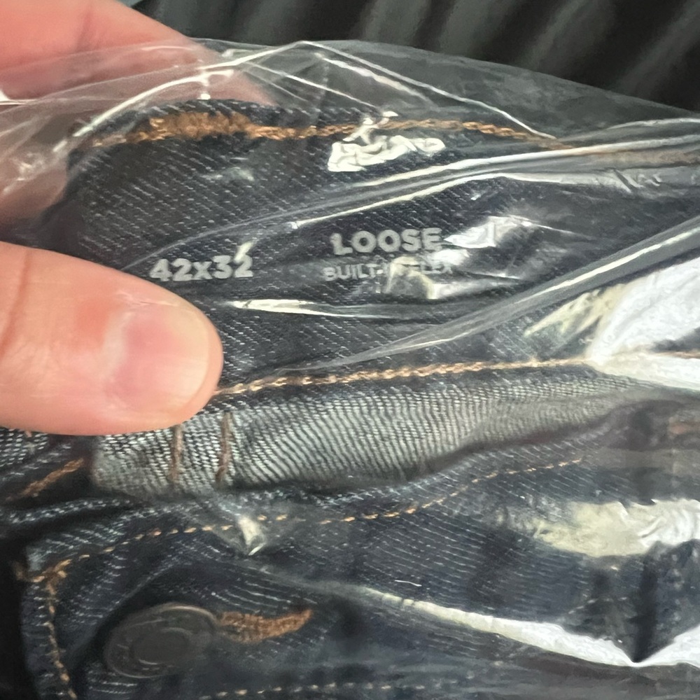 Old Navy Men’s Jeans - Picture 4 of 6